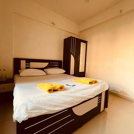 Namaste Nirvana Appartments Daman Luaran gambar