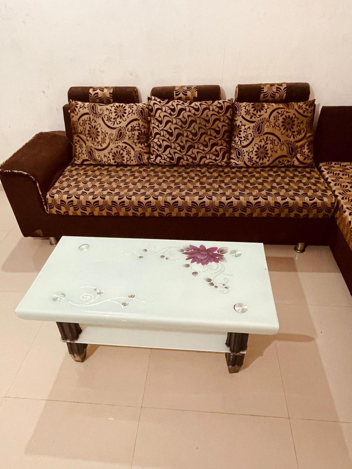 Namaste Nirvana Appartments Daman Luaran gambar